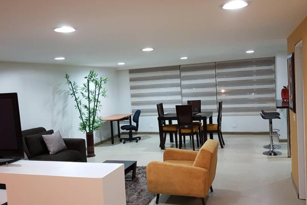Apartamento Parque Virrey Bogota Bagian luar foto